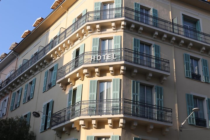 Hotel 136 of 138