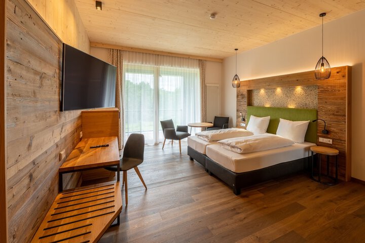 Room 20 of 49
