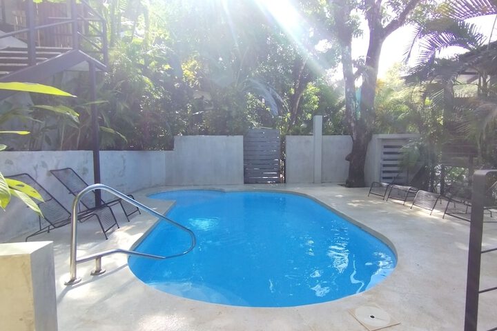 Pool 61 of 73