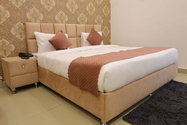 Room 16 of 54