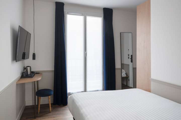 Room 14 of 69