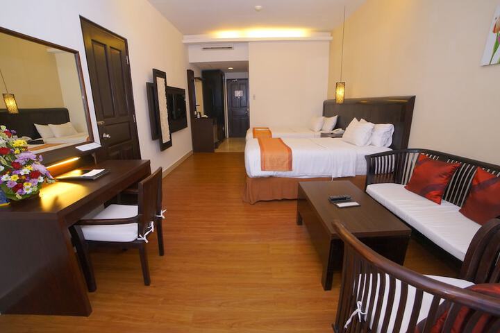 Room 5 of 85