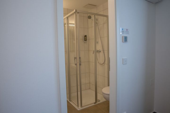 Room 54 of 85