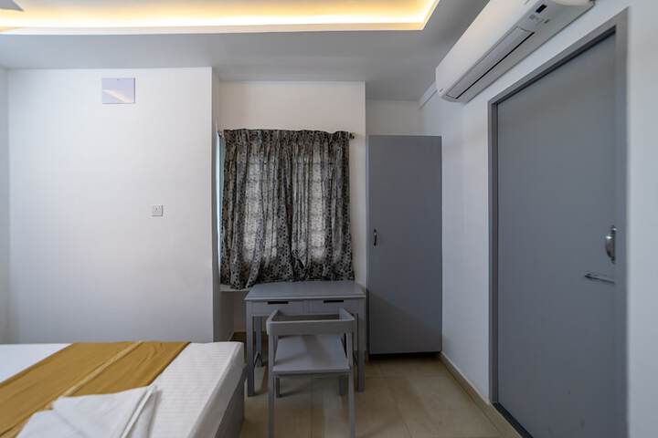 Room 18 of 39