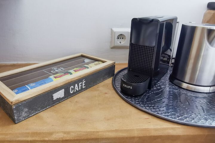 Breakfast/Coffee Service 28 of 45