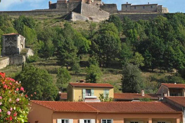 Logis Hotel Restaurant Le Bellevue