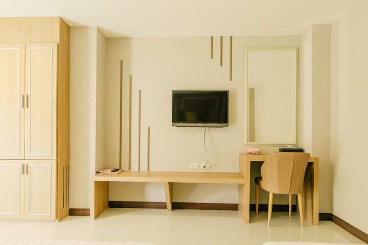 Room 58 of 174