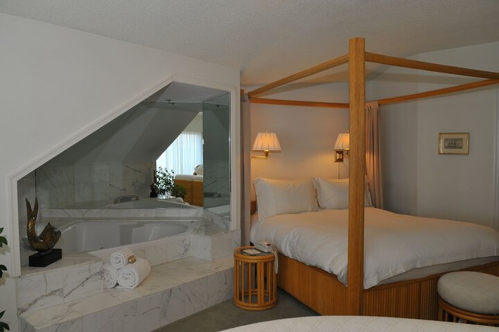 Room 10 of 88