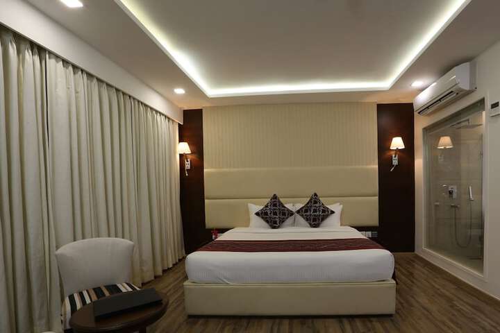 Room 14 of 39
