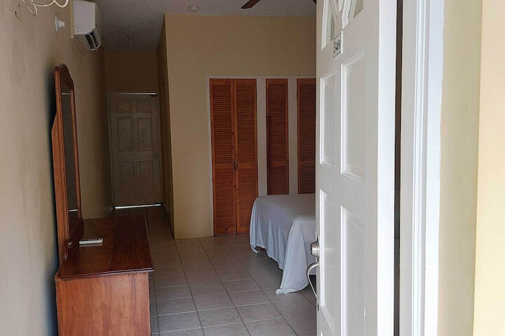 Room 7 of 75