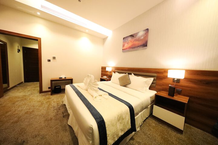 Room 10 of 39