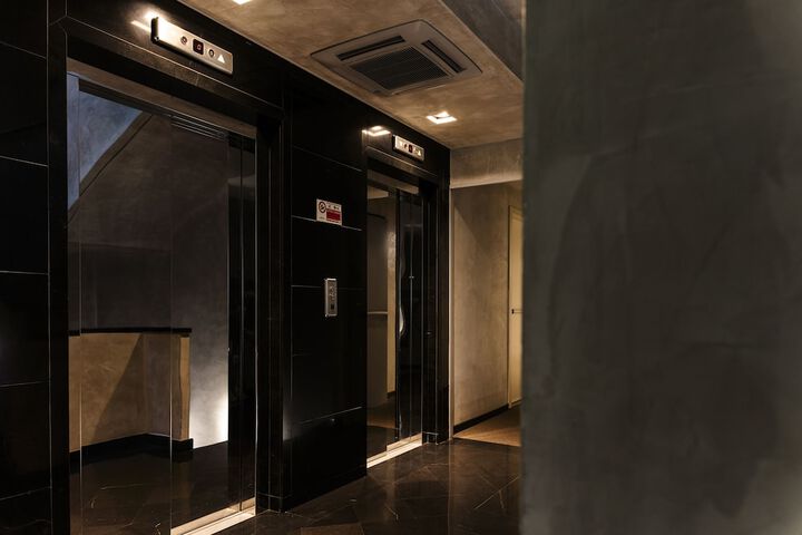 Elevator
