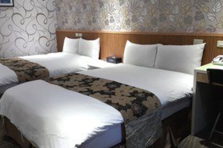 Room 14 of 22
