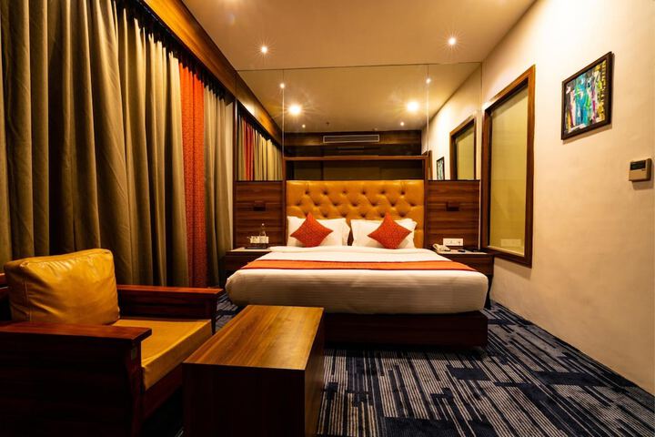 Room 17 of 48