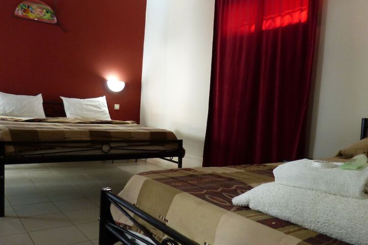 Room 8 of 62