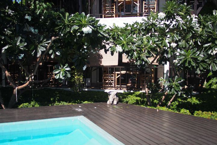 Hotel Pool