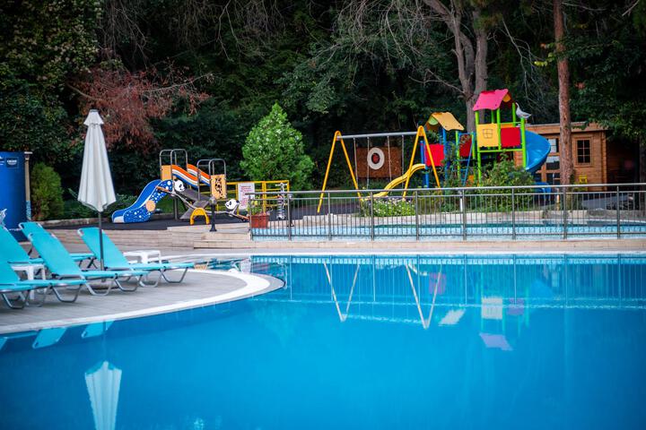 Pool 56 of 58