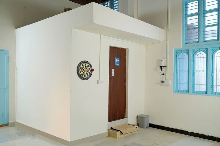 Room 10 of 53