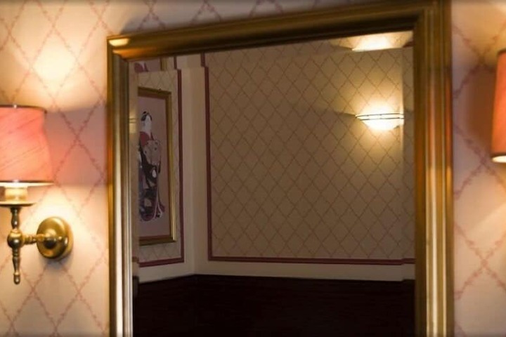 Room 20 of 39