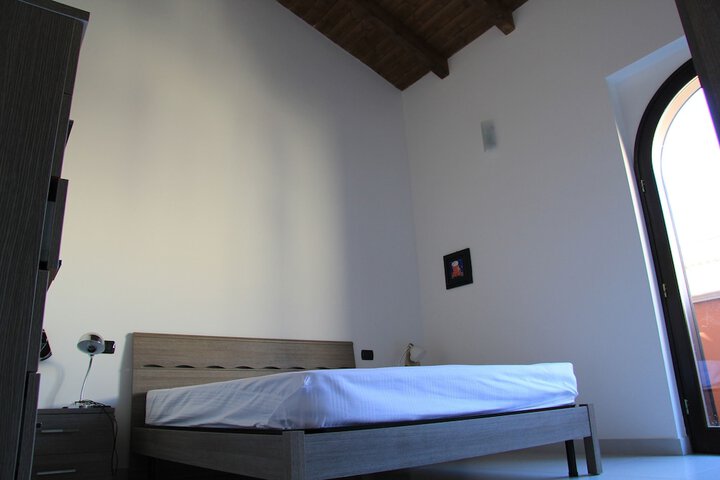 Room 136 of 172