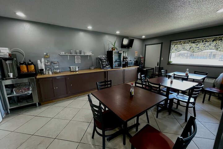 Breakfast/Coffee Service 20 of 22