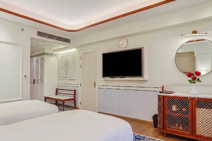 Room 61 of 170