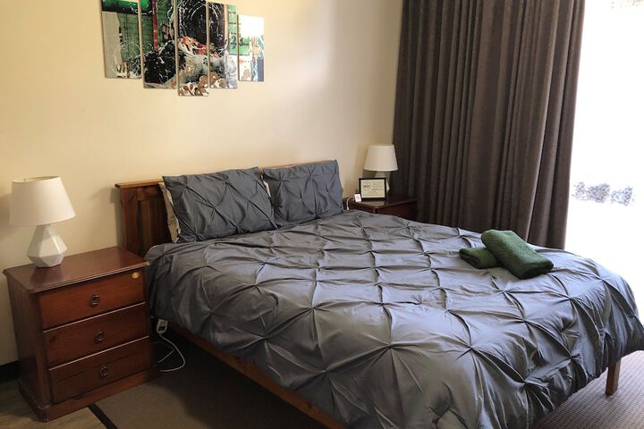 Room 32 of 62