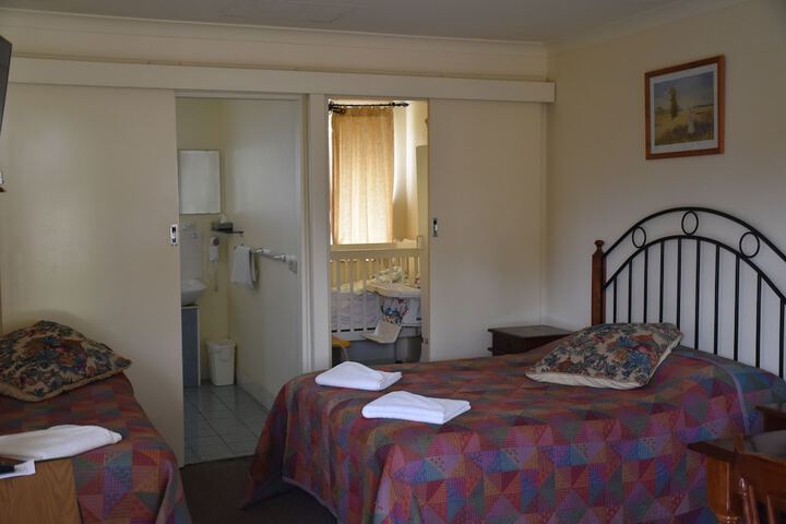 Room 9 of 41
