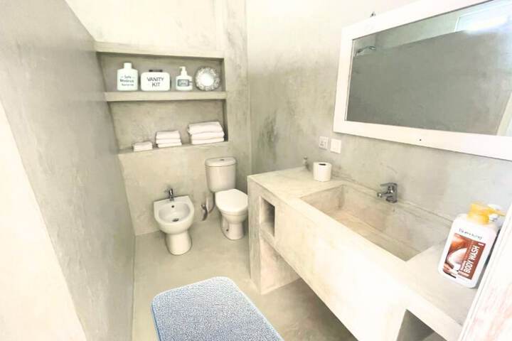 Room 63 of 97