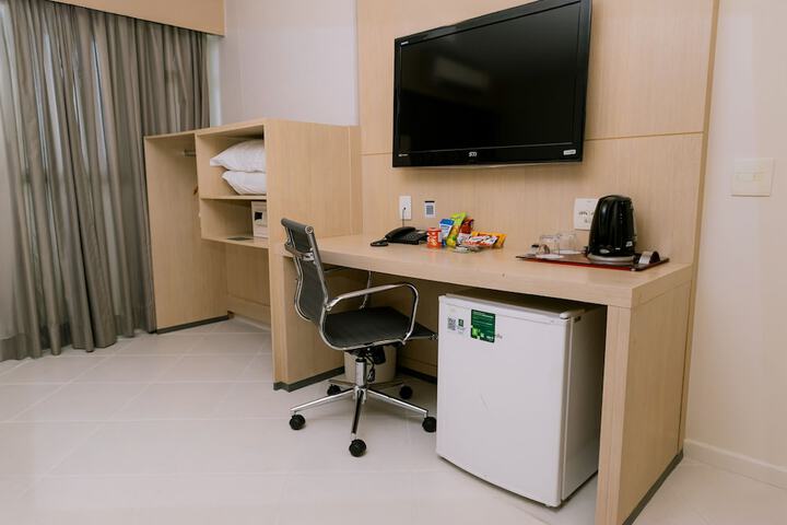 Room 37 of 92