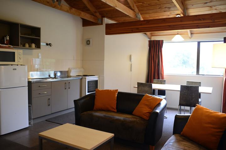 Room 10 of 52