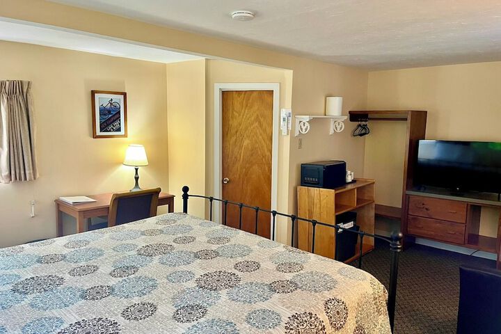 Room 59 of 106