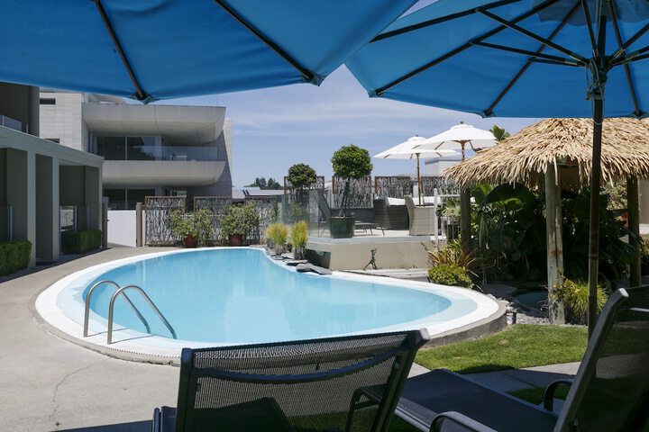 Pool 181 of 200