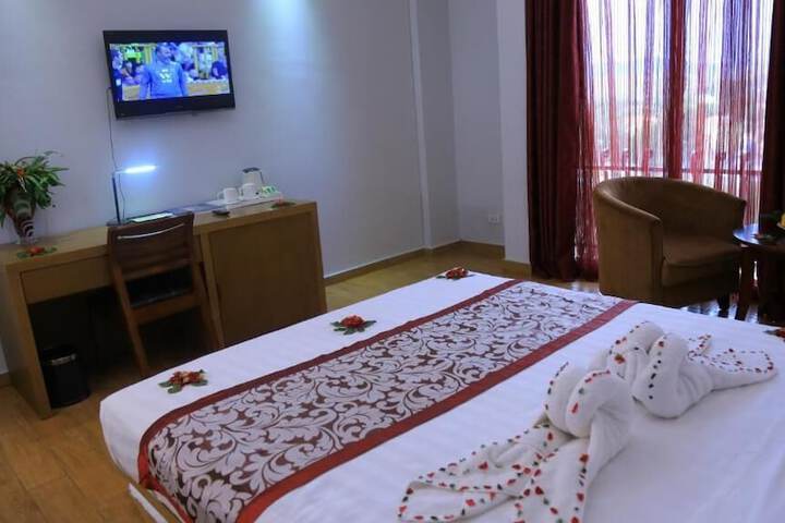 Room 12 of 53