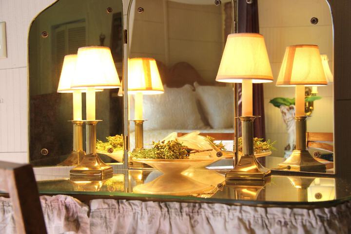 Room 8 of 49