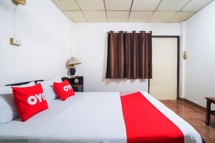 Room 8 of 36