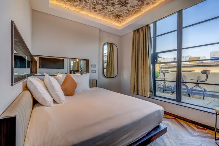 Room 20 of 44