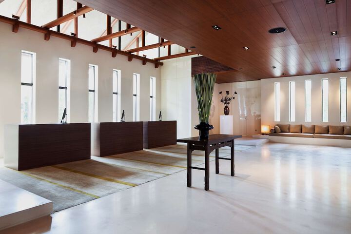 Hotel Lobby