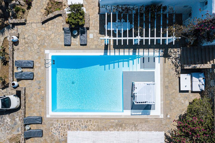 Pool 28 of 30
