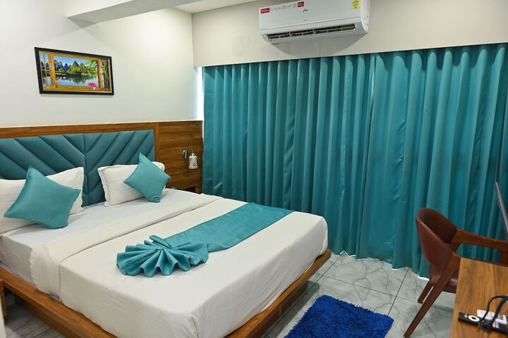 Room 18 of 36