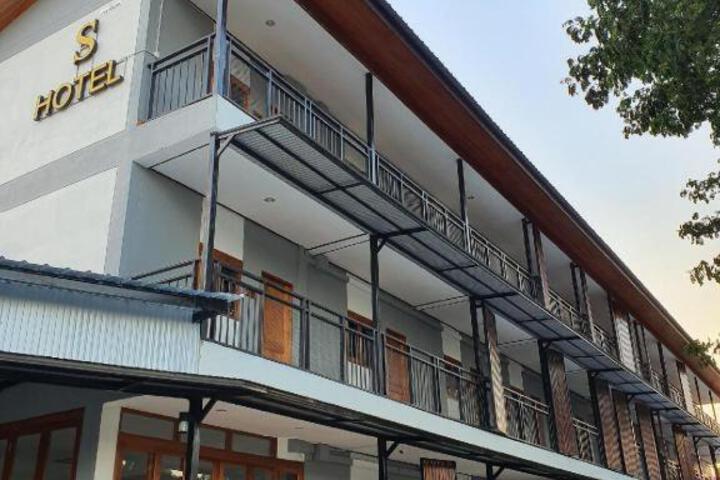 S Hotel