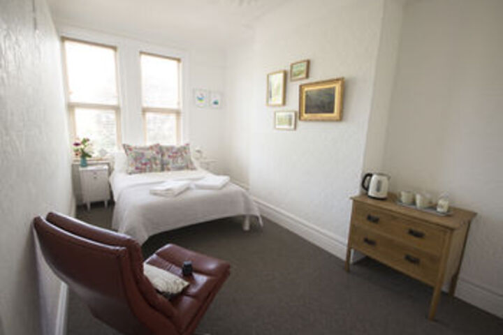 Room 19 of 48