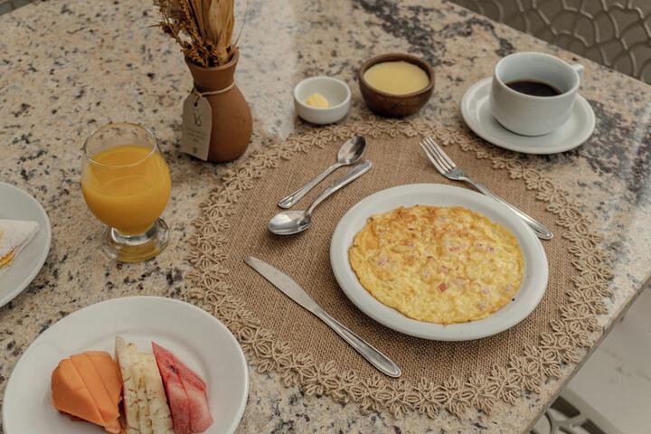 Breakfast/Coffee Service 62 of 75