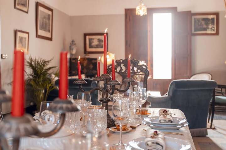 Dining 40 of 47