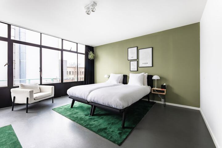 Room 18 of 46