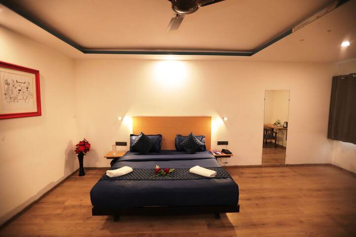 Room 14 of 29