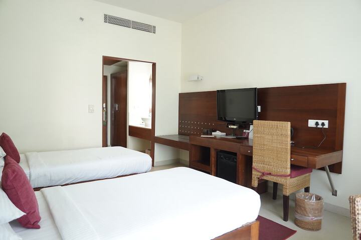 Room 19 of 39