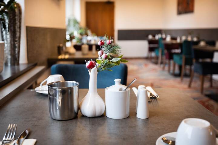 Breakfast/Coffee Service 59 of 84