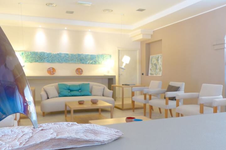 Hotel Lobby