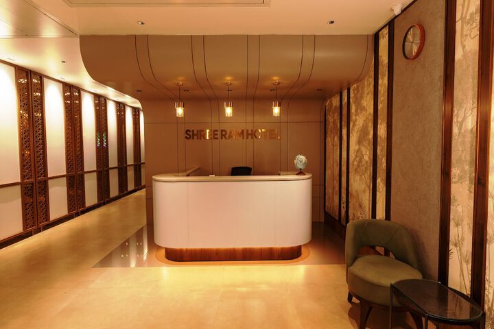 Hotel Interior 4 of 18